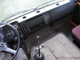 Mercedes-Benz 1619