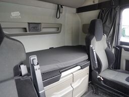 MAN TGX 28.510 6×2 / Sleeper cab