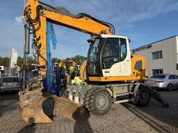 Liebherr A918 Compact Litronic