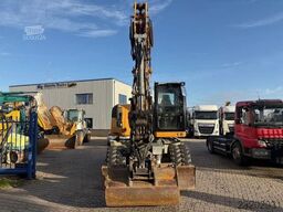 Liebherr A918 Compact Litronic
