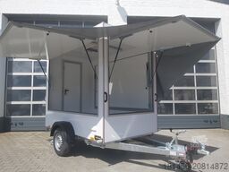 trailershop Infostand 3 Klappen 230V Licht Strom