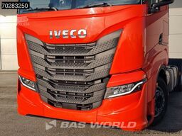 Iveco S-Way 490 4X2 DAMAGED! chassis bent 2x Tanks LE...