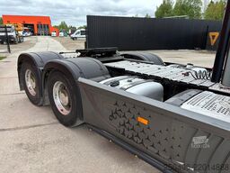 Mercedes-Benz Actros 2863 6x4 BIG SPACE CAB / RETARDER