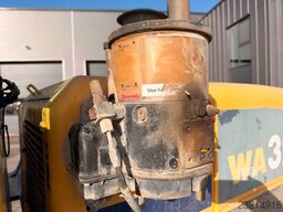 KOMATSU WA320-5H 4x4 15 t. Wheelloader