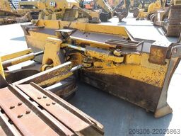 KOMATSU D61PX-15E