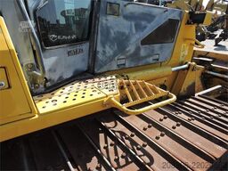 KOMATSU D61PX-15E