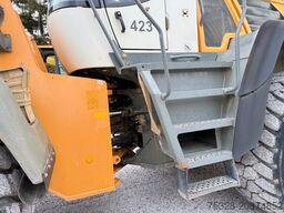 LIEBHERR L 576 2plus2 Wagge Top