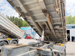 MAN 2 Stück TGS 35.460 8x4 BB Retarder Meiller Stahl