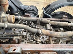 Renault KERAX 420 (8X4 / LAMES / GRAND PONT / STEEL SUS...