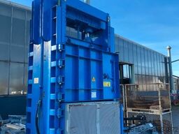  Altreifen-Ballenpresse