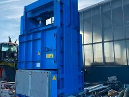  Altreifen-Ballenpresse