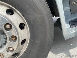 Mercedes-Benz Actros 1843