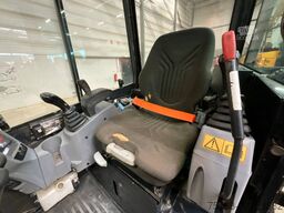 Kubota U 27-4