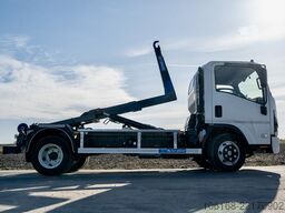 Camion scarrabile Telehoist Isuzu M30H 150 PS Abrollkipper