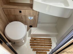 EURA MOBIL PROFILA T 695 EB CAM PANO SD KAM LM