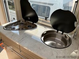 EURA MOBIL ACTIVA ONE 690 HB | WAB CAM DynLicht ACC SpurH