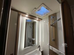 BUERSTNER LYSEO TD 690 G NAVI / SOLAR / KLIMA / FAHRTRÄ