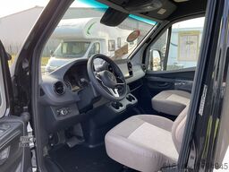 EURA MOBIL PROFILA T 676 EB MAXI 4,4 t / Mondial Plus