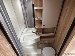 EURA MOBIL PROFILA T 676 EB MAXI 4,4 t / Mondial Plus