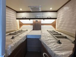 BUERSTNER LYSEO TD 690 G MARKISE / KLIMA /FAHRTRÄ / DAB