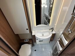 BUERSTNER LYSEO TD 690 G MARKISE / KLIMA /FAHRTRÄ / DAB