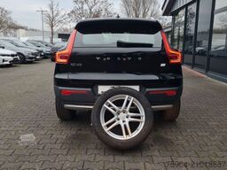VOLVO XC40 Inscription Recharge 2WD - AHK - LEDER -