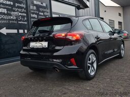 FORD Focus Limo 1.0 EB  Cool & Connect