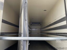 Scania P 230 B 4X2 Carrier Supra 950 / Automatic / 2 C...