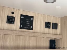 Glücksmobil A 60 SP | Markise,Solar,AHK,TV+omatisch