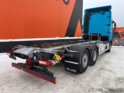 Volvo FH 500 6x2 FOR SALE AS CHASSIS / 9 TON FRONT AX...