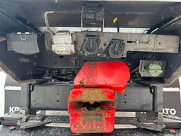 Volvo FH 500 6x2 FOR SALE AS CHASSIS / 9 TON FRONT AX...