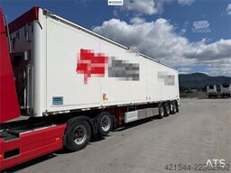 Knapen K600 Walking Floor with a full side opening