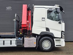 Renault T-430 / 6X2 / HMF 26TM / CRANE / GRUE