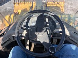 Komatsu WF 450 - 3D