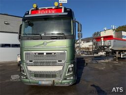 Volvo FH16 8x4 Tridem Crane Truck with 2014 26 t/m Palfi