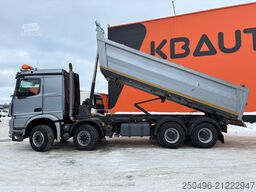 Mercedes-Benz Arocs 3251 8x4 BOX L=6155 mm
