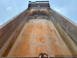 Mercedes-Benz Arocs 3251 8x4 BOX L=6155 mm