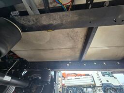 KRONE SD * NEUWERTIG * ROLLTOR *  DOPPELSTOCK  *