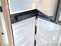 CARADO T 447 Hubbett/ 4,4 to/ 5.Sitzplatz/ ACC/ TV