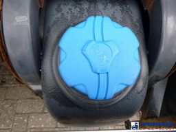 Renault Premium 280.19 4x2 gas tank 19.2 m3 / 1 comp