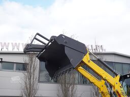 New Holland B115B backhoe loader / 4600 MTH ! / 2020