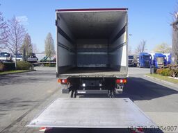 Mercedes-Benz Atego 818 / Box superstructure / DAUTEL