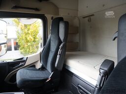 Mercedes-Benz Actros 2545 6×2 MP5 / FULL ADR / Curtain