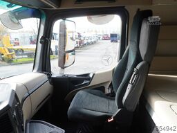 Mercedes-Benz Actros 2545 6×2 MP5 / FULL ADR / Curtain