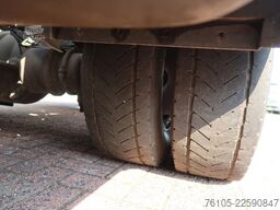 Mercedes-Benz Atego 1221 L Takelwagen 6 persoons
