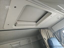 Renault Premium