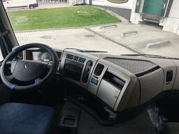 Renault Premium