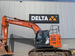 Hitachi ZX225USLC-6
