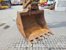 Komatsu PC240 LC-10