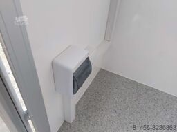 ANHÄNGERWIRTZ Event Trailer mobile Bühne Verkauf Infostand mit Fenster Stro, 230V verfügbar